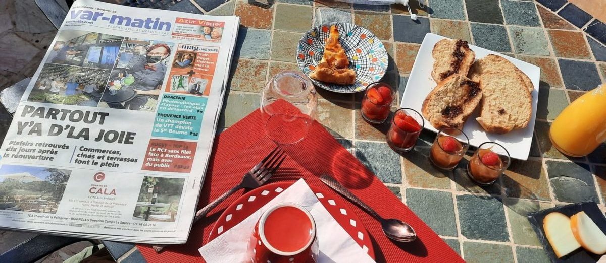 copieux petit dejeuner a la chambre d'hote villa lei riau a salernes