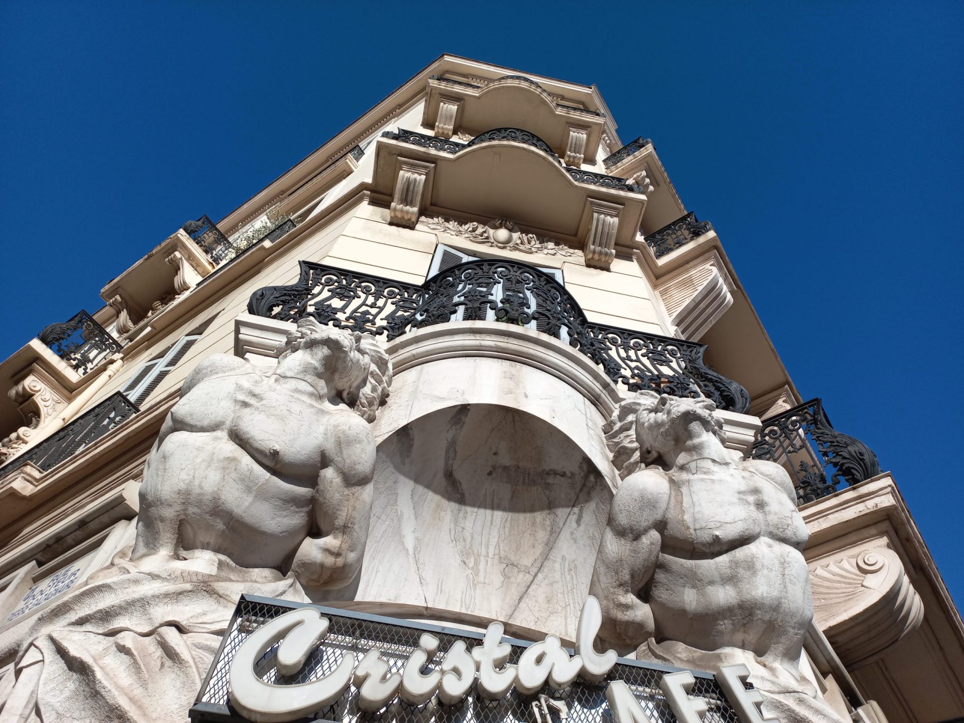 batiment ancien a cannes