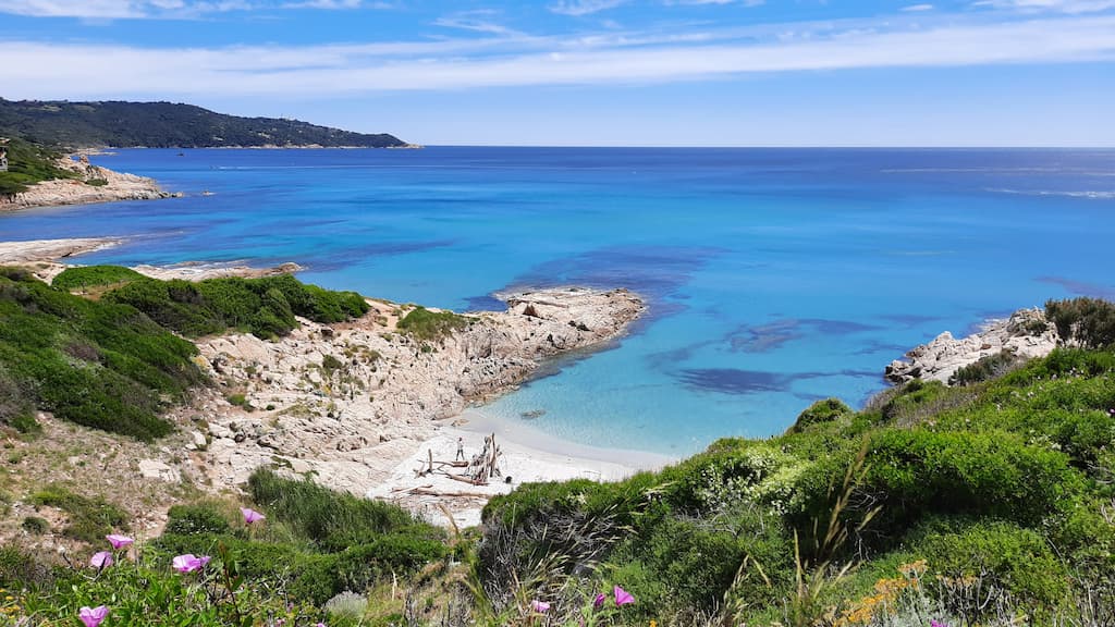 plage de l'escalet à ramatuelle dans le golfe de st tropez