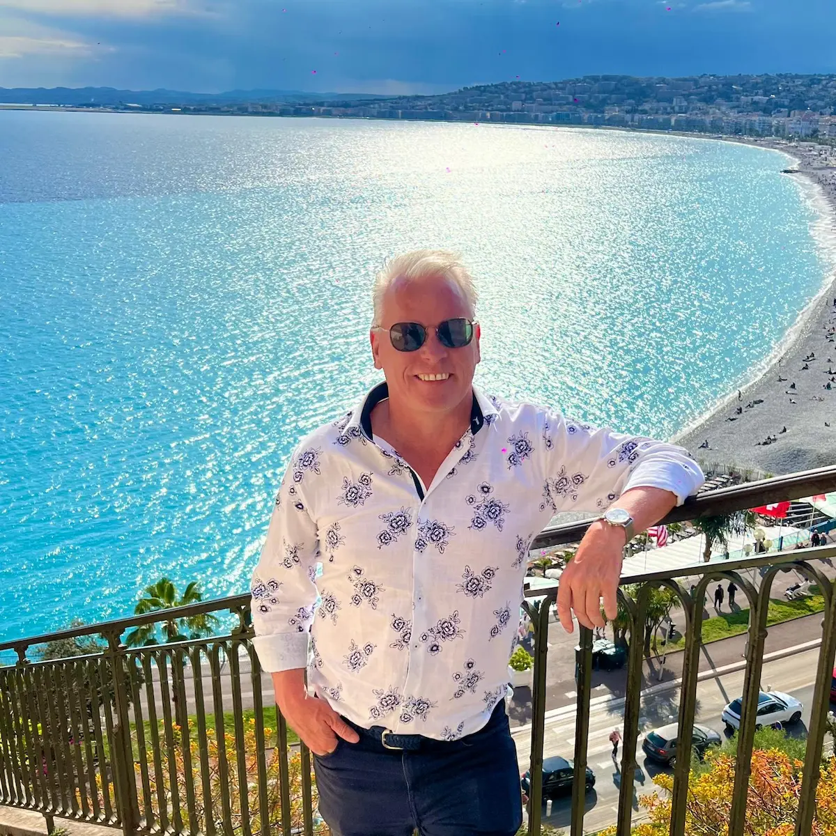 Andreas Swahn, un des contributeurs de cote d'azur insider participe a de nombreux events et soirées telles que celles organisees par french riviera agency, fred rayon, virginie events, vertigo, ou mirage Experience