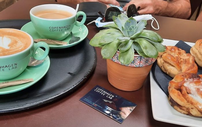 cosy coffee, garinette, le makassar, l'atelier francais, copenhagen coffee lab, que vous brunchiez a nice cannes valbonne ou vence, vous avez l'embarras du choix