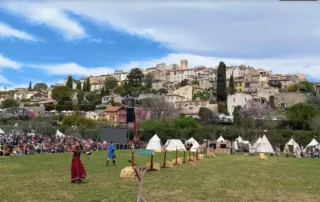 En 2023, l’événement historique « Biot et les Templiers », une grande fête qui se déroule pendant 3 jours au coeur du Vieux-Village médiéval de Biot, a attiré plus de 100 000 visiteurs.