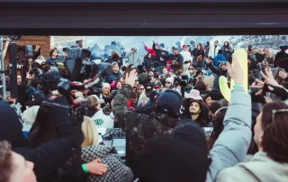 photo d'une winter session coachellito a auron à quelques mètres des pistes