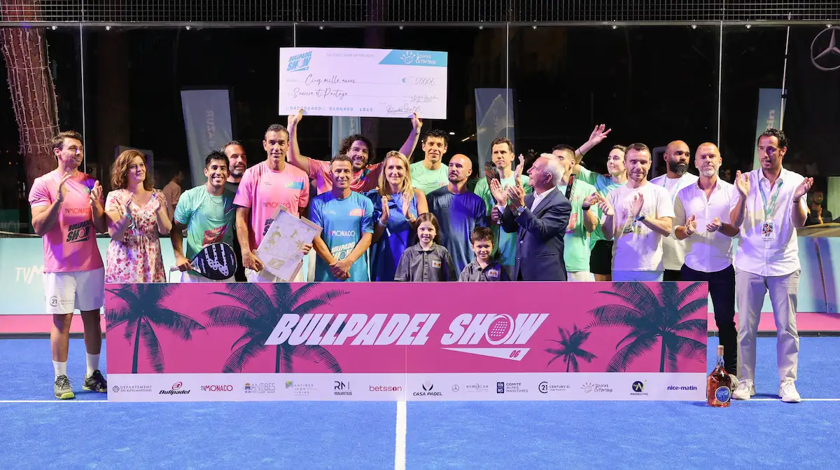 photo du bullpadel show 2024, un tournoi de padel en ayant lieu aux alentours de nice dans les alpes maritimes en france ou les organisateurs ont recolté 50000 euros de dons caritatifs en 2024