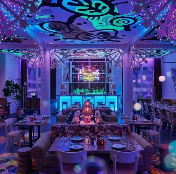 le bar restaurant du mama shelter a nice